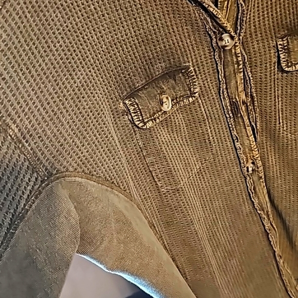 Womens used like new green mineral wash BKE shacket/shirt top. Sz xlg - Picture 8 of 9